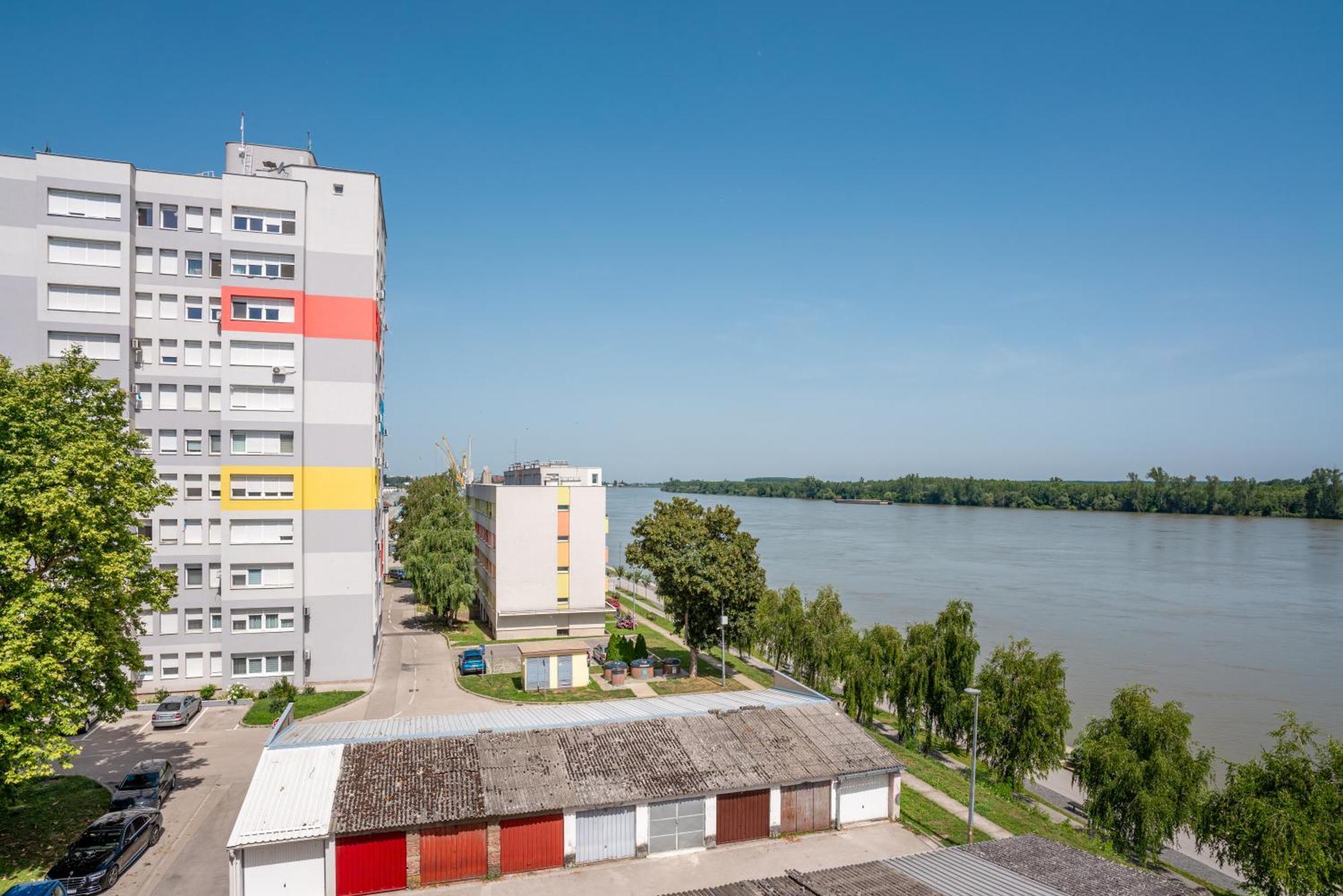 Apartman Sanda Vukovar Eksteriør billede